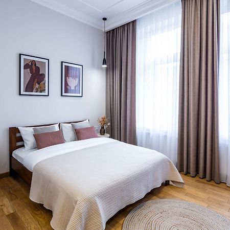 Doroshenka Premium Apartments リヴィウ エクステリア 写真