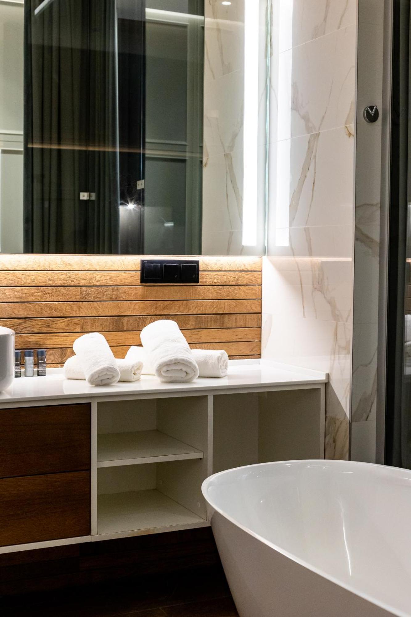 Doroshenka Premium Apartments リヴィウ エクステリア 写真